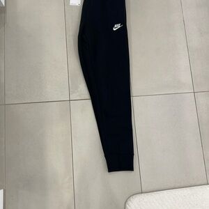 Nike Black Slim Fit Joggers Sweatpants